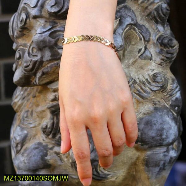 1 pc Golden Chain Bracelet - Image 5