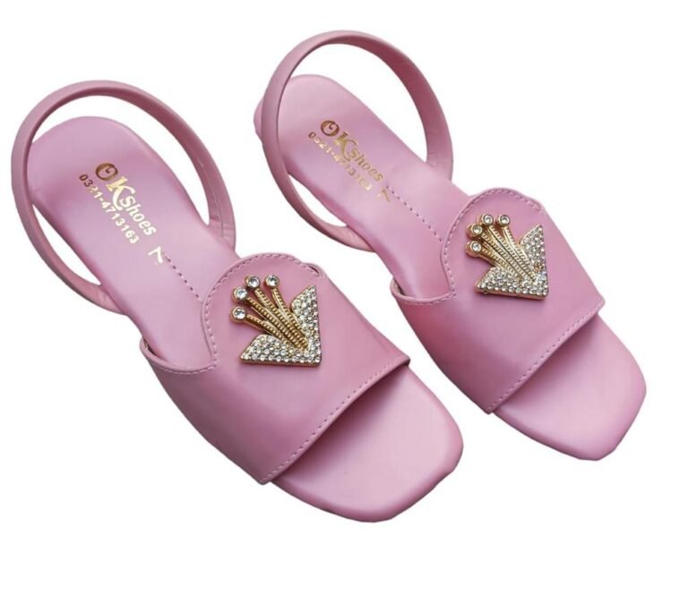 Woman's Flate Sandal - Image 5